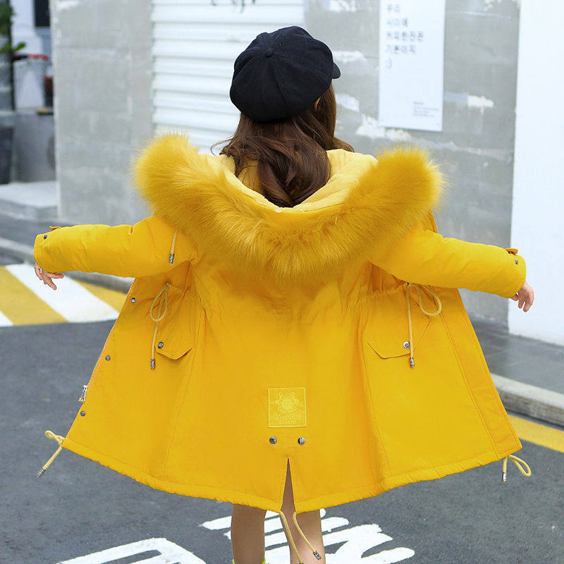 Girl's Middle And Large Children's Cotton Coats In The Long Style With Velvet Liner