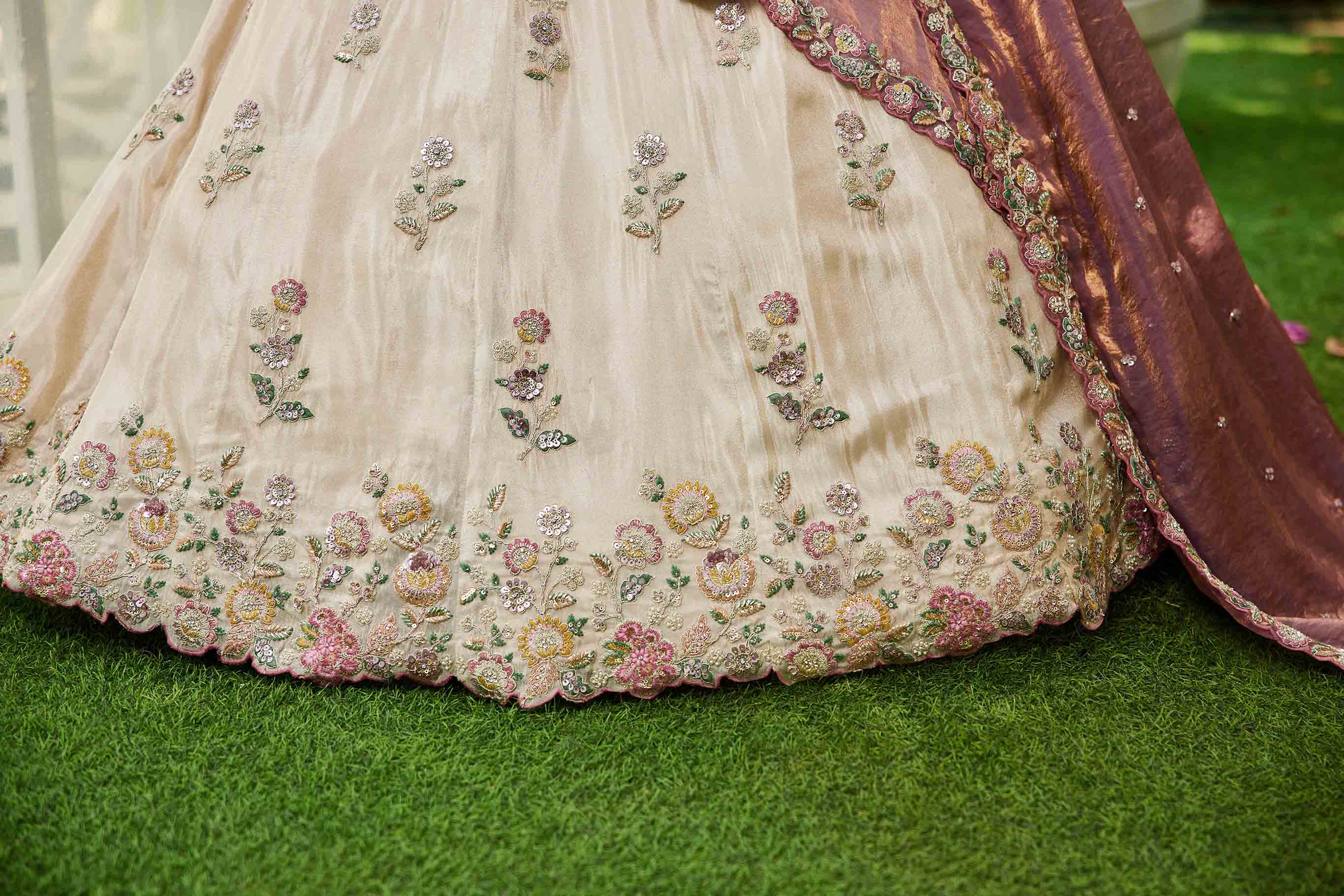 Women's Lahenga Choli set - Semi Stitched