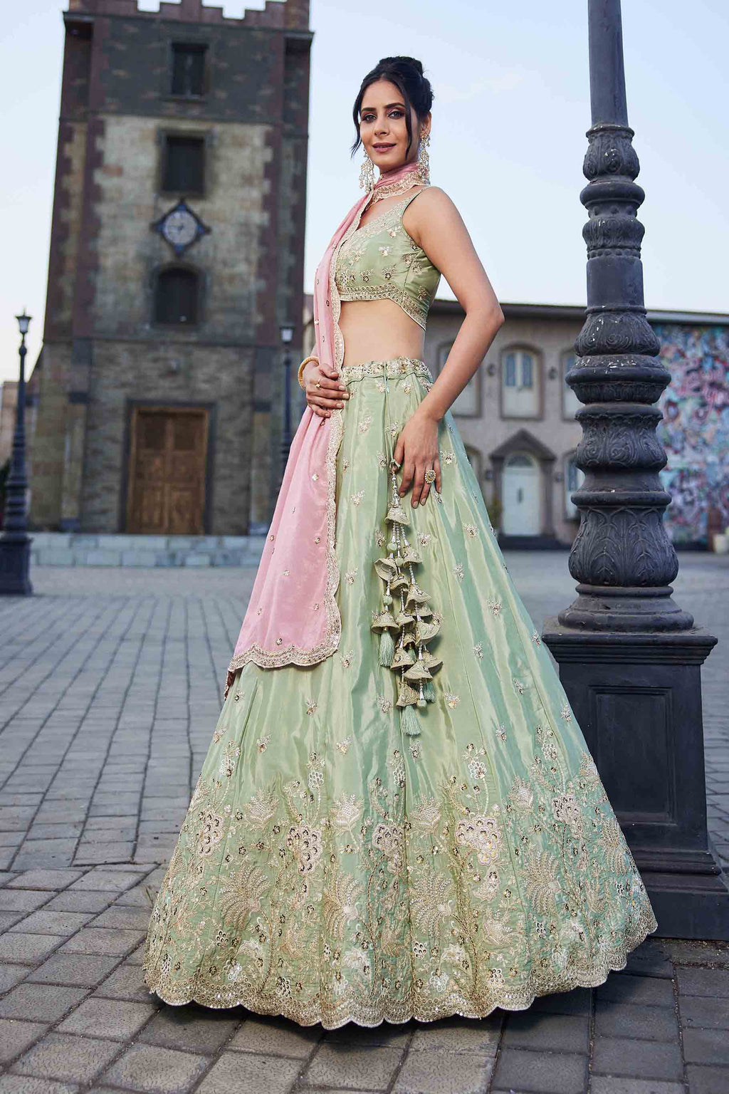 Designer wedding lehenga - Semi Stitched