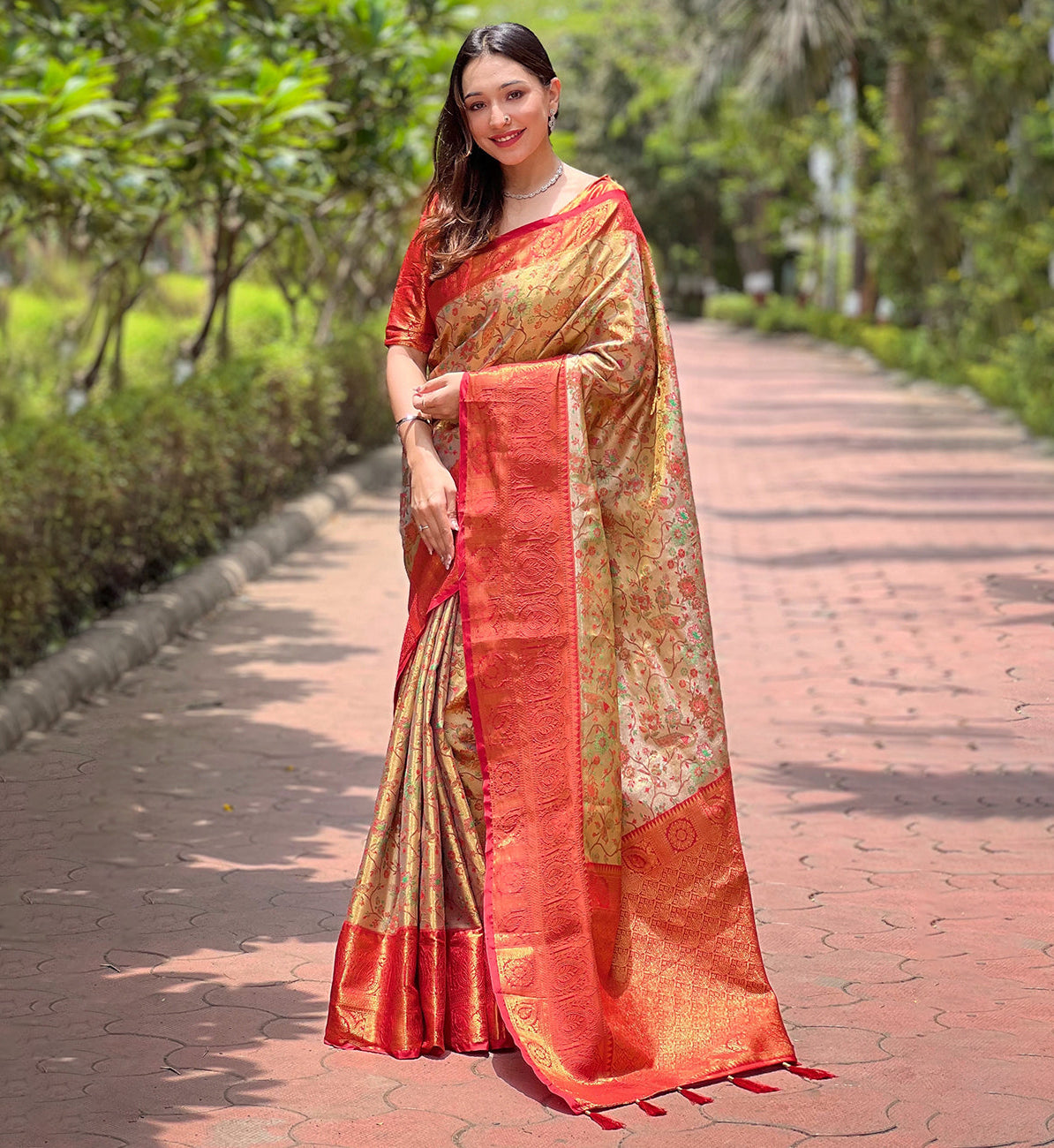 Red Original Dharmavaram Silk Traditional Zari Woven Saree