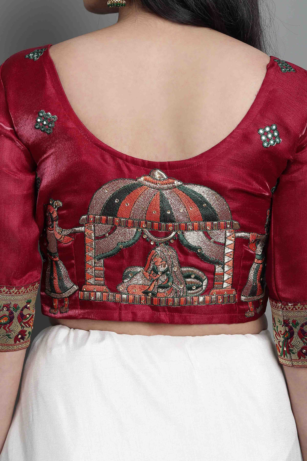 Women's Handcrafted Saree & Blouse Set - Semi Stitched