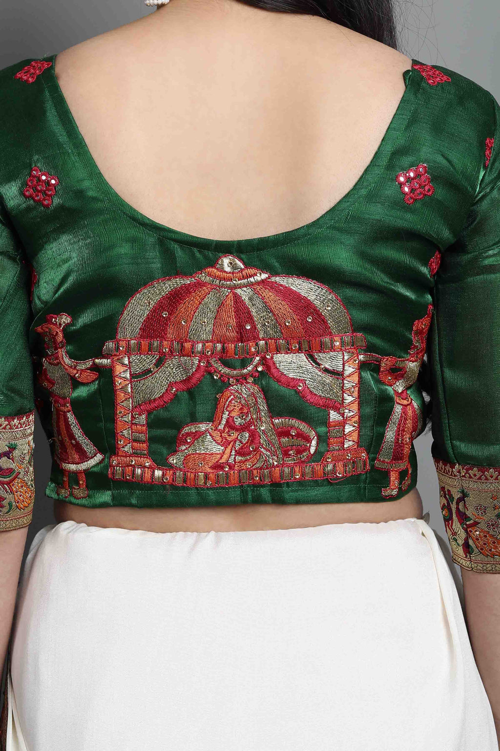 Women's Handcrafted Saree & Blouse Set - Semi Stitched