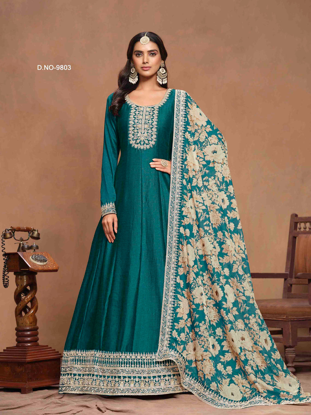 Women's Anarkali Salwar Suit - Semi Stitched