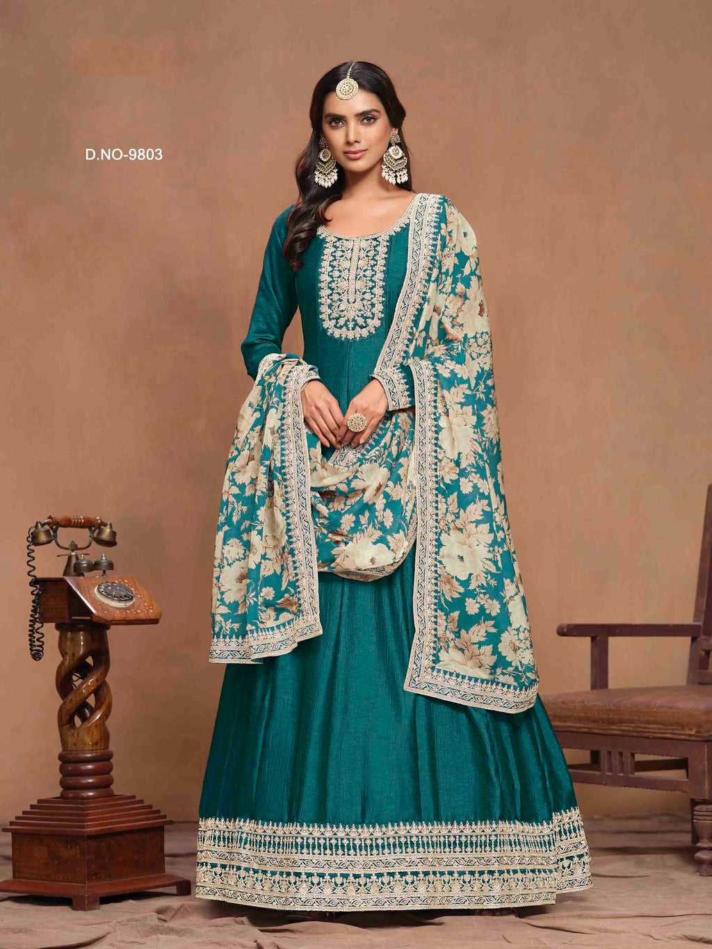 Women's Anarkali Salwar Suit - Semi Stitched