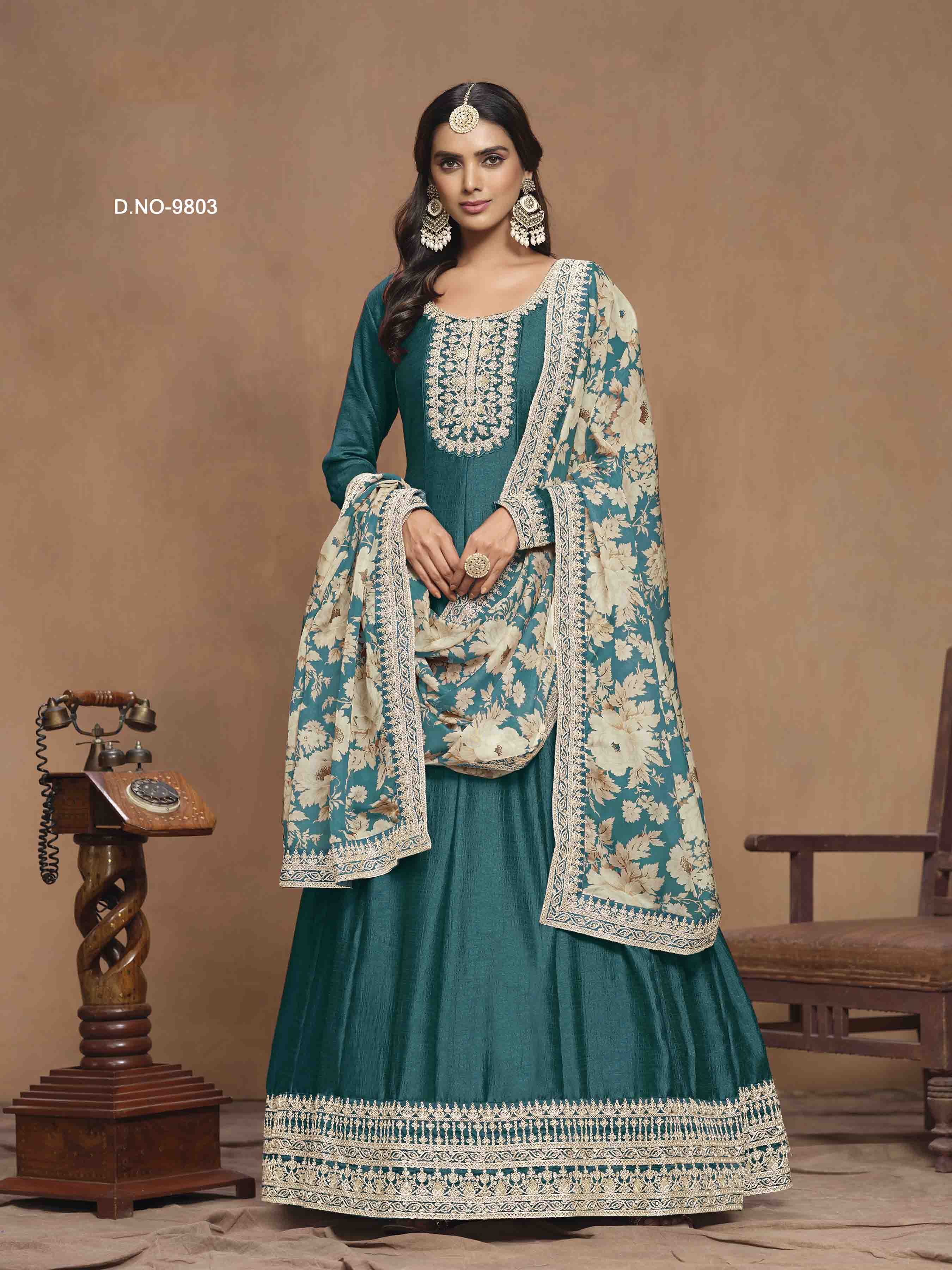 Women's Anarkali Salwar Suit - Semi Stitched