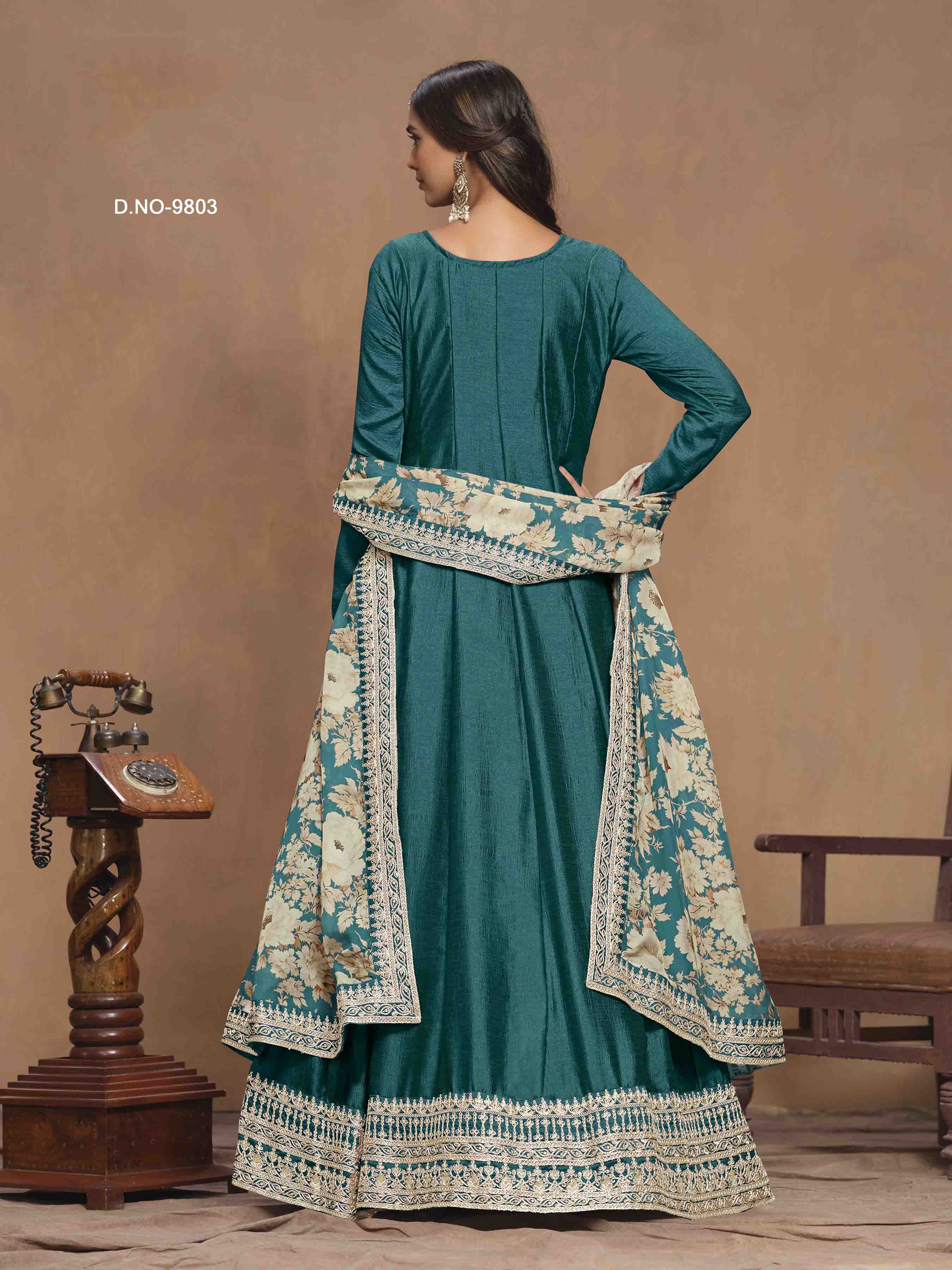 Women's Anarkali Salwar Suit - Semi Stitched
