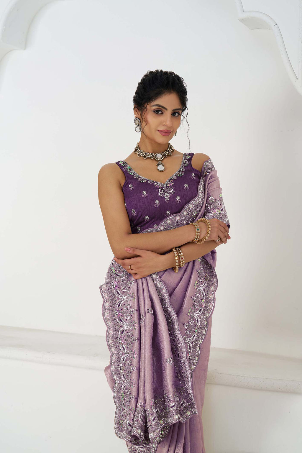 Pure Dola Viscouse Silk Saree - Semi Stitched