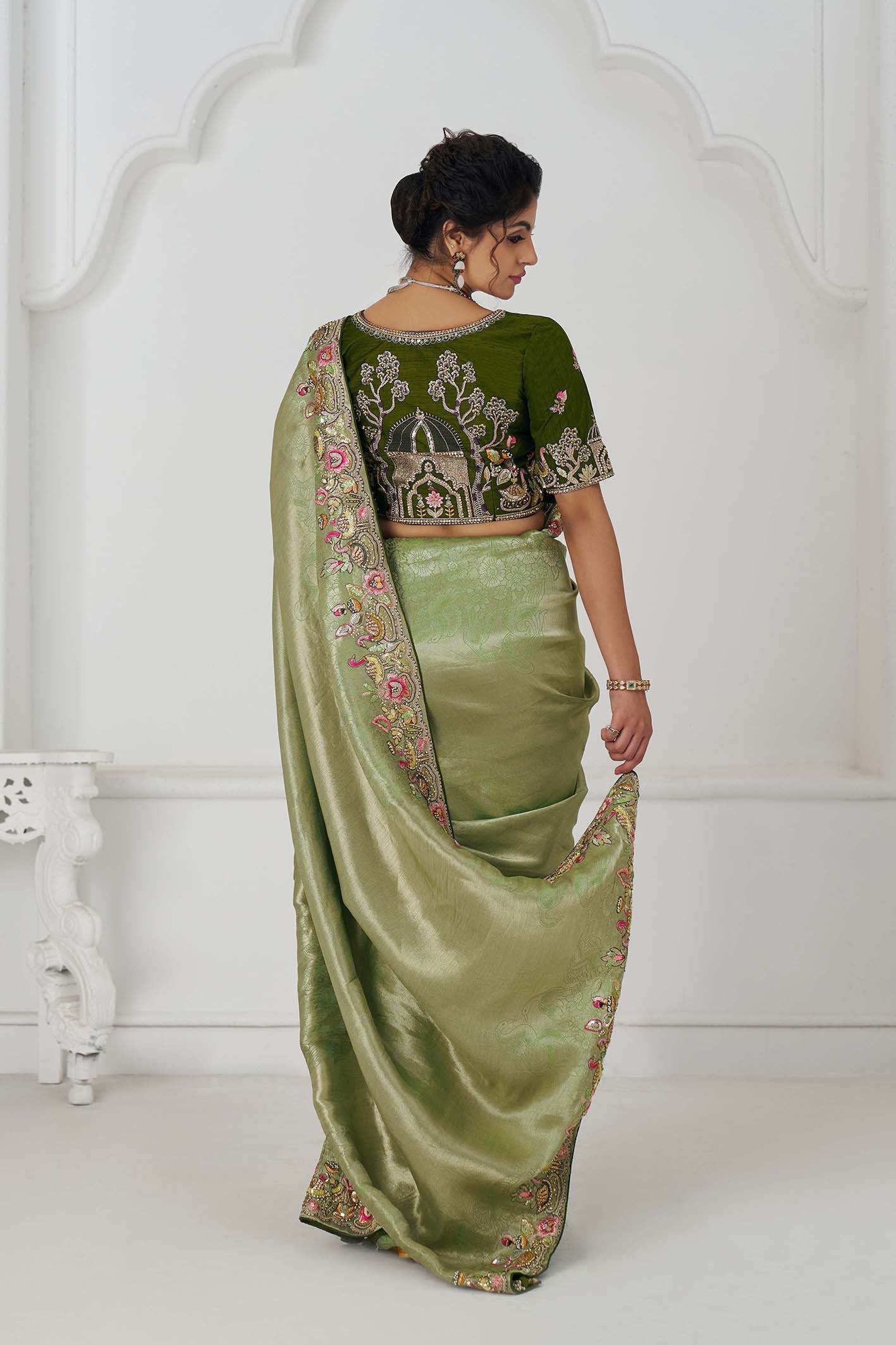 Pure Dola Viscouse Silk Saree - Semi Stitched