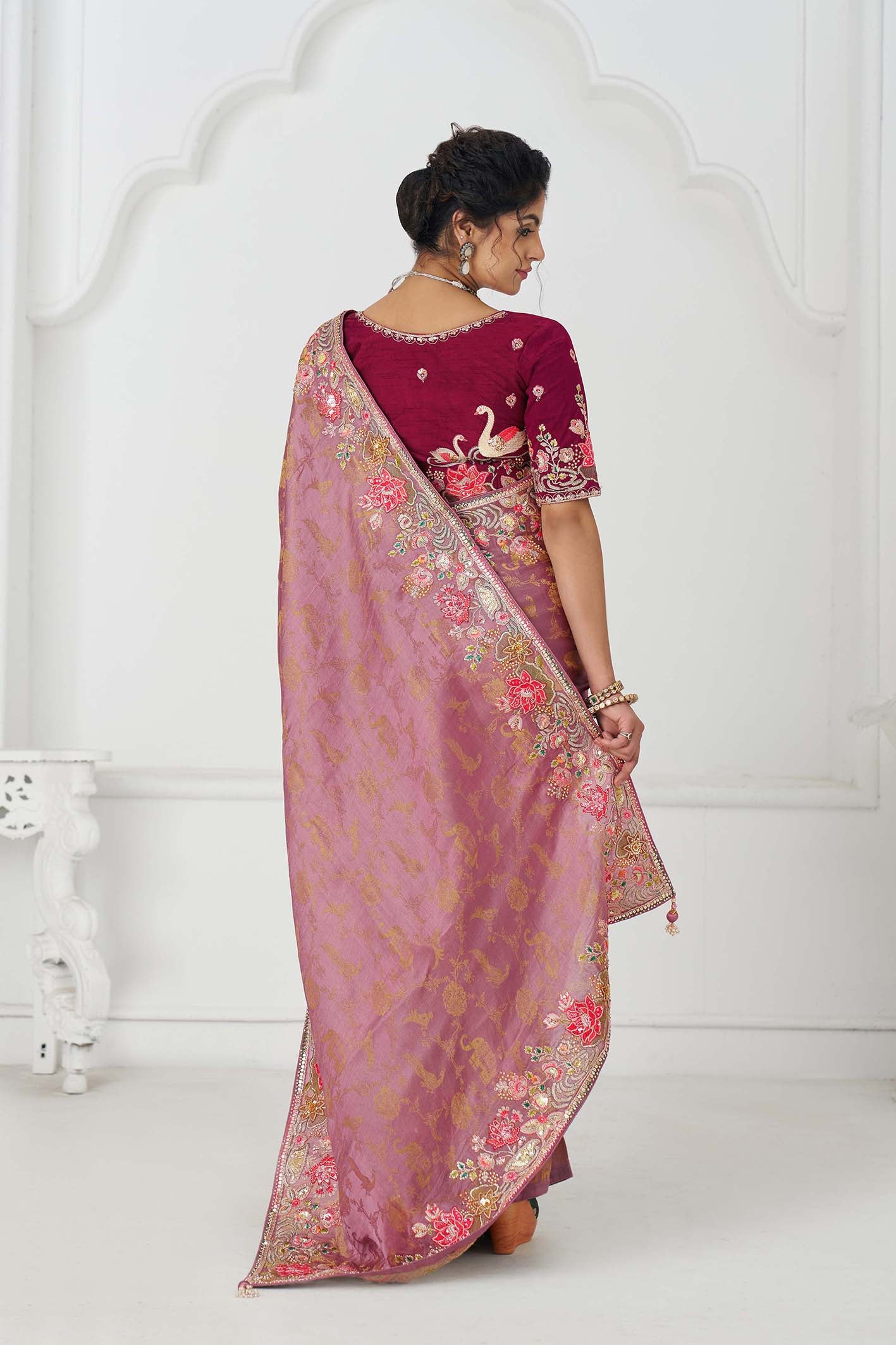 Women's Pure Dola Viscouse Silk Saree - Semi Stitched