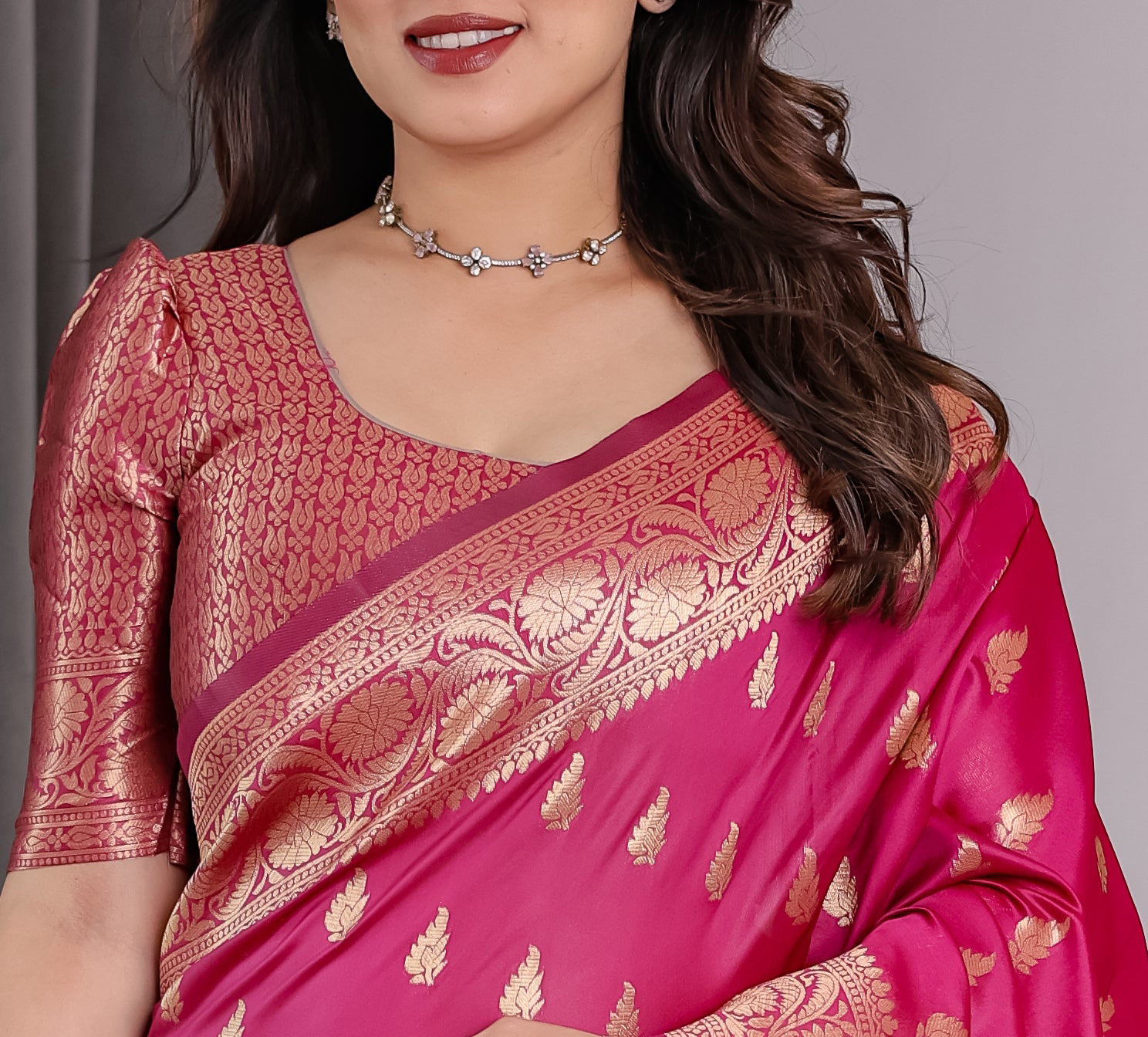 Rani Pink Pure Kanjivaram Silk Saree with Gold Leaf Buttas & Rich Floral Zari Border – 5.5m Saree + 0.8m Blouse Piece