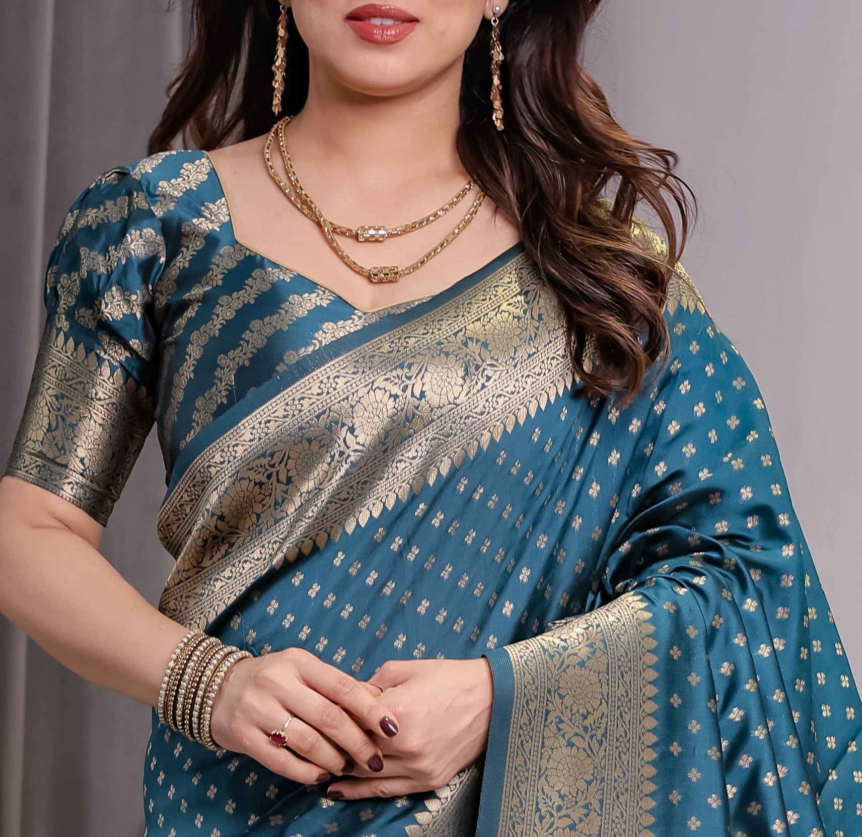 Teal Blue Pure Kanjivaram Silk Saree with Golden Zari Weaving & Brocade Floral Pallu | 5.5m Saree + 0.8m Blouse Piece